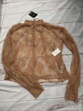 Forever 21 Contemporary Lace Top